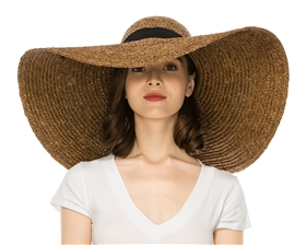 oversized raffia braid beach hat