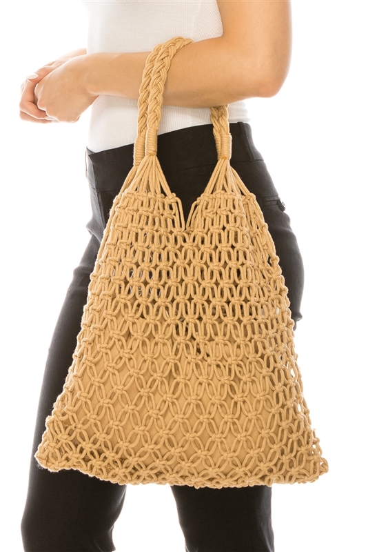 Tassel Design Woven Shoulder Bags 2021 Summer Straw Crossbody Bag Women  Designer Handbag Travel Beach Holiday Knitting Tote Bag - China Macrame  Handbag and Macrame Bag price