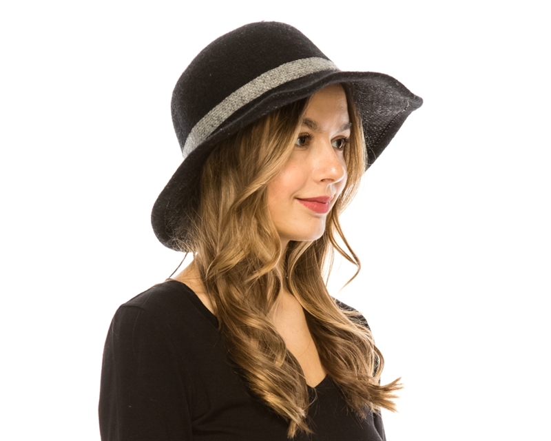 Womens knit 2024 brim hat